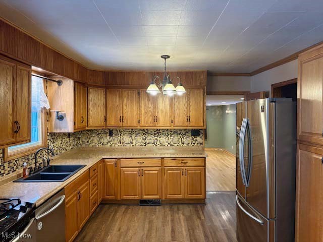 Louise Moquino 1 - Residential