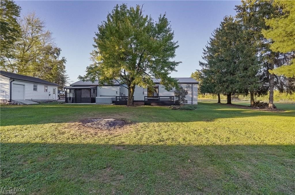 Photo of 14355 W Middletown Road, Salem, OH 44460 (MLS # 5177458)