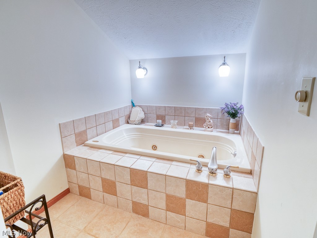 Pebble Creek Crossing Condo - Residential