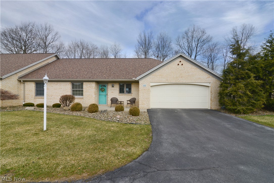 Photo 1 of 25 — 820 Southwestern Run 42, Poland, OH 44514
