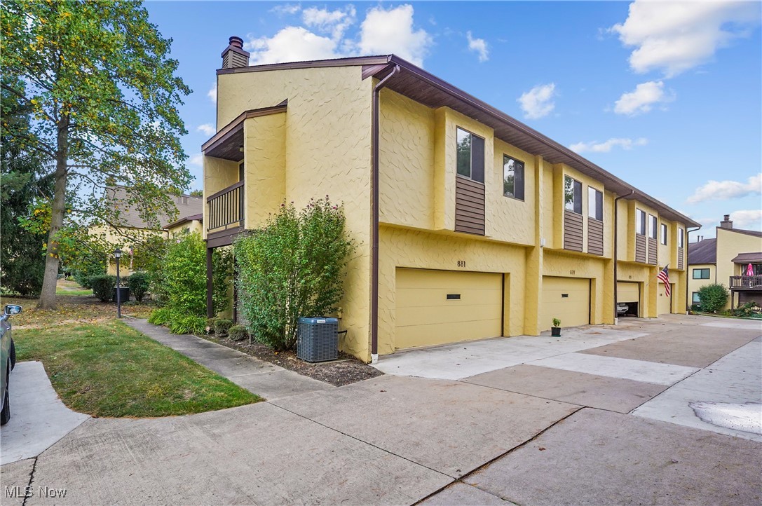 Hampton Woods - Residential