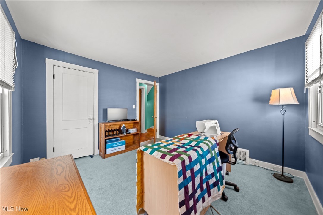 17445 Woodford Avenue, Lakewood, Ohio image 43
