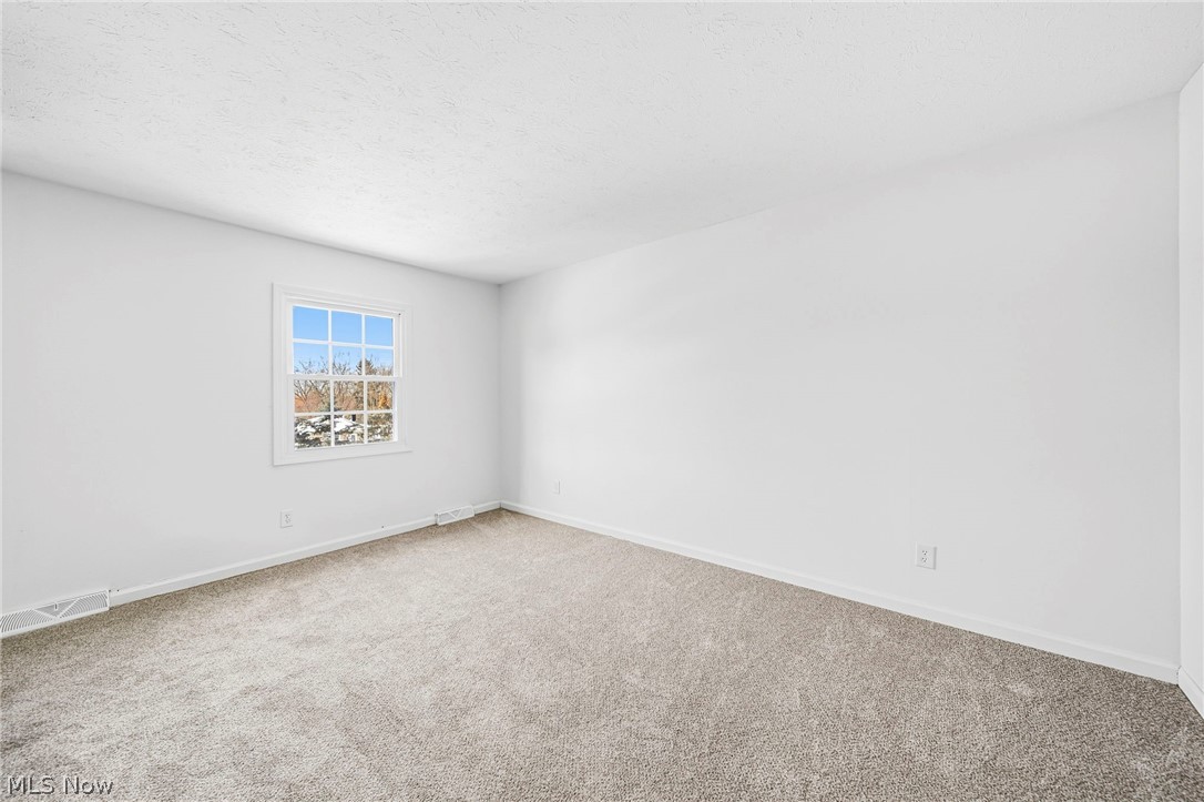 Four Seasons - Residential