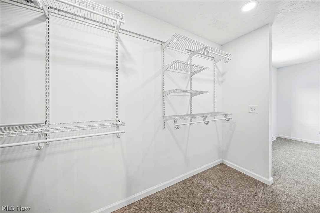 Four Seasons - Residential