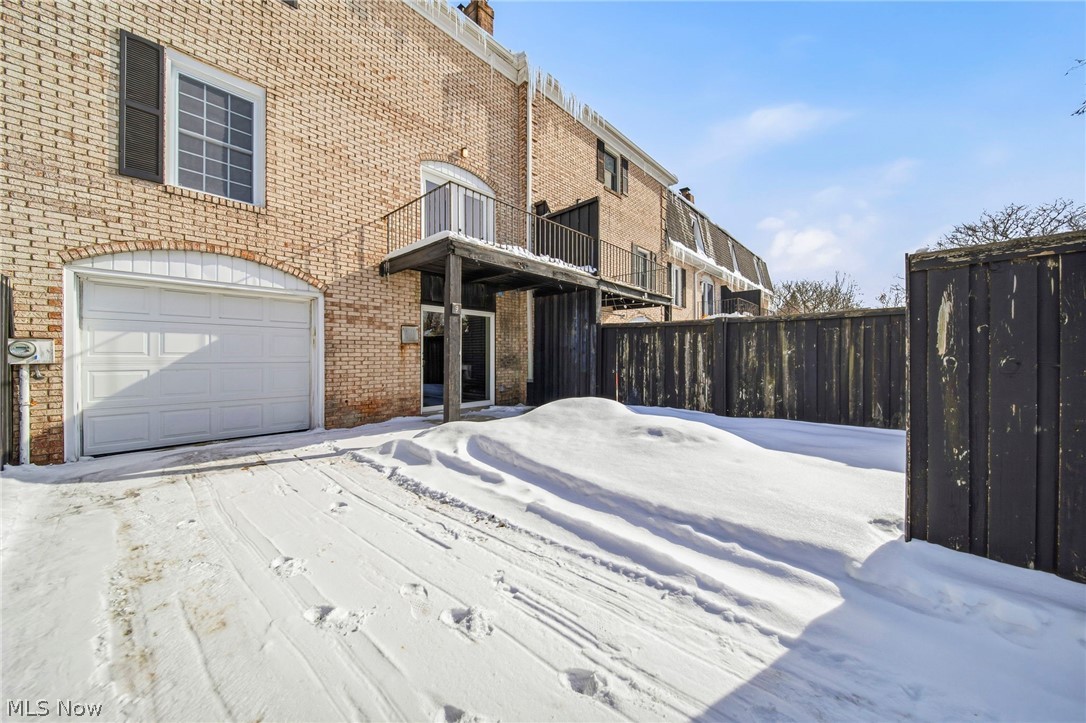 Four Seasons - Residential