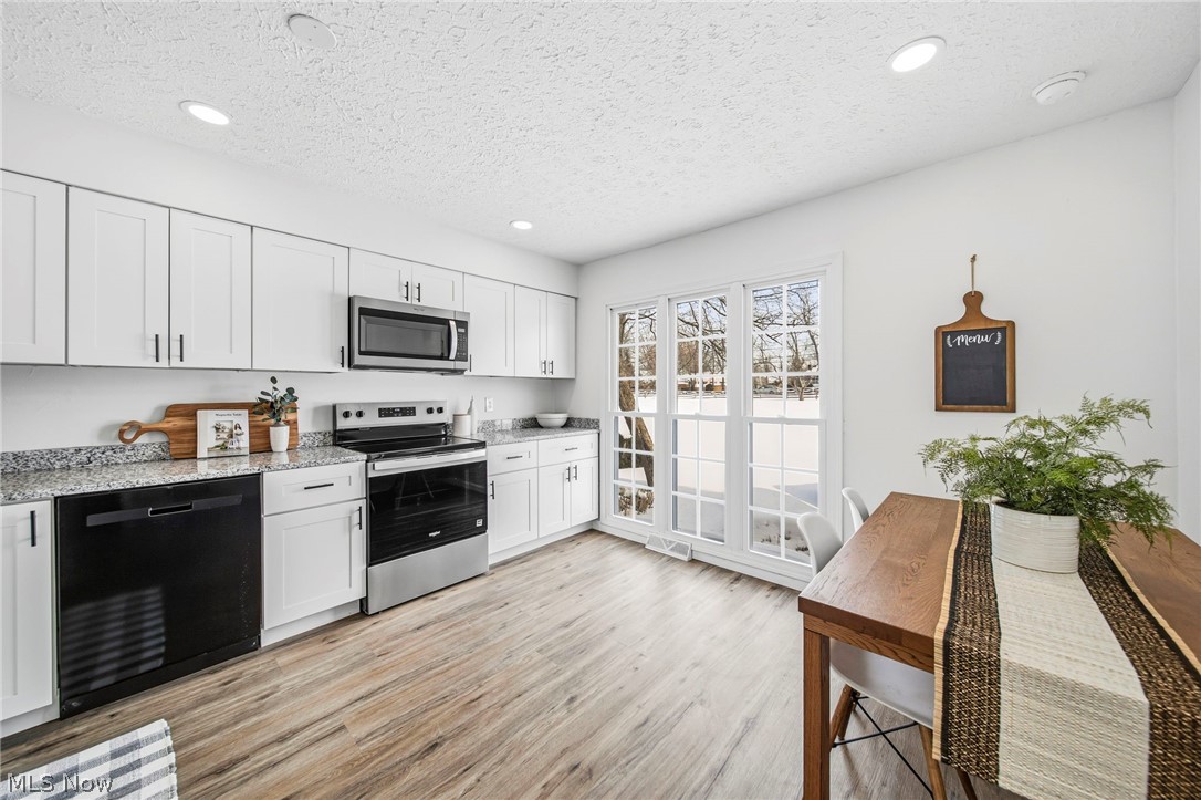 Four Seasons - Residential