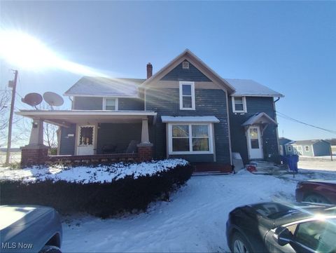 Homes For Sale - 6760 Spruce Street<br/> Sterling, OH 44276