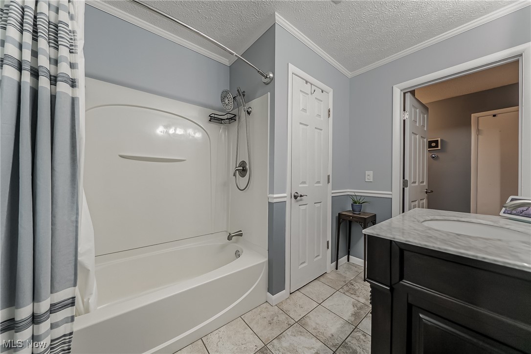 51055 Telegraph Road, Amherst, Ohio image 17