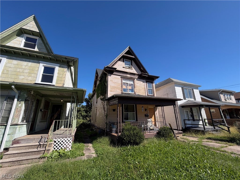 1407 Oregon Avenue