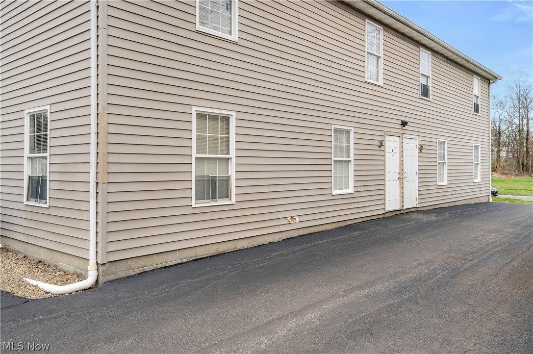 City/Youngstown - Residential Income