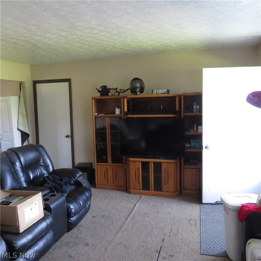 3102 Shaffer Road