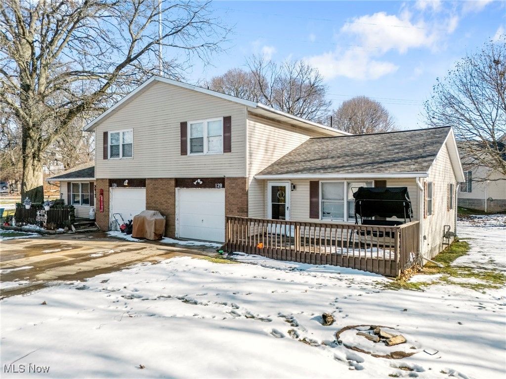 Photo of 1250 1252 Main Street, Lakemore, OH 44312 (MLS # 5177718)