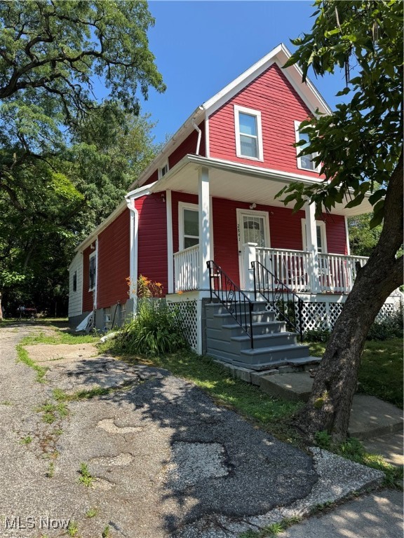 2841 E 91st Street