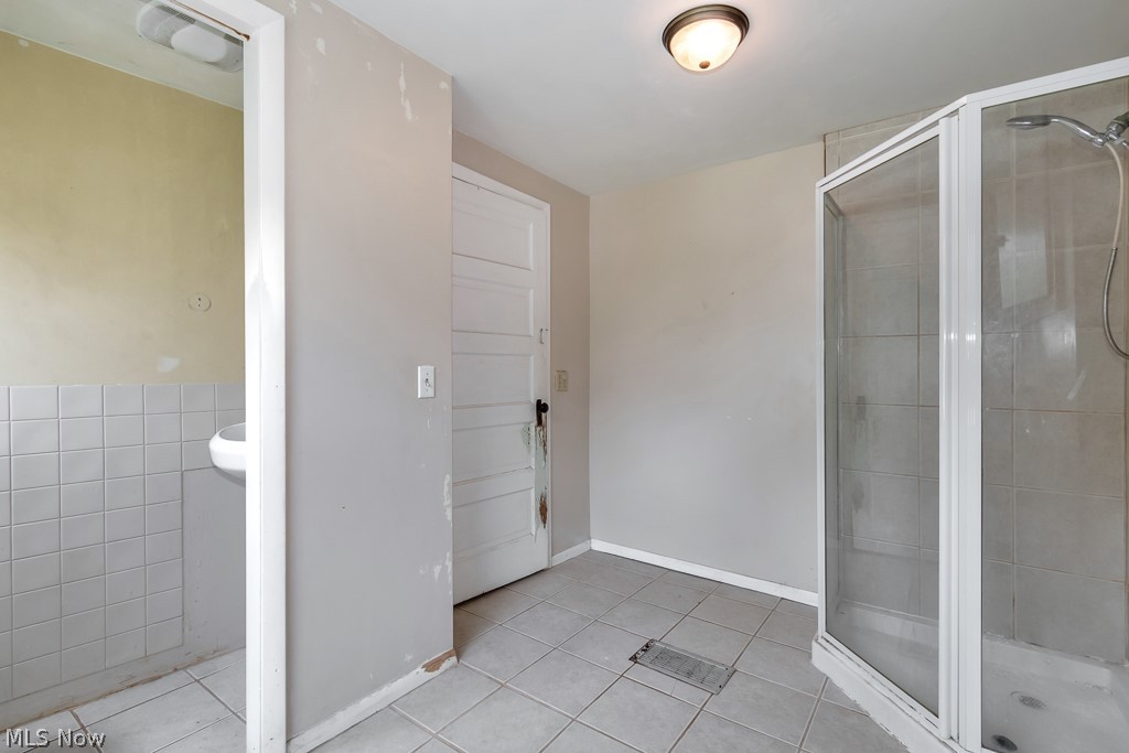 North Canton - Commercial Sale