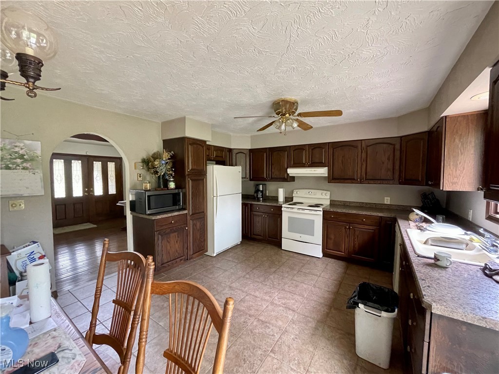 1995 Claus Road, Vermilion, Ohio image 7