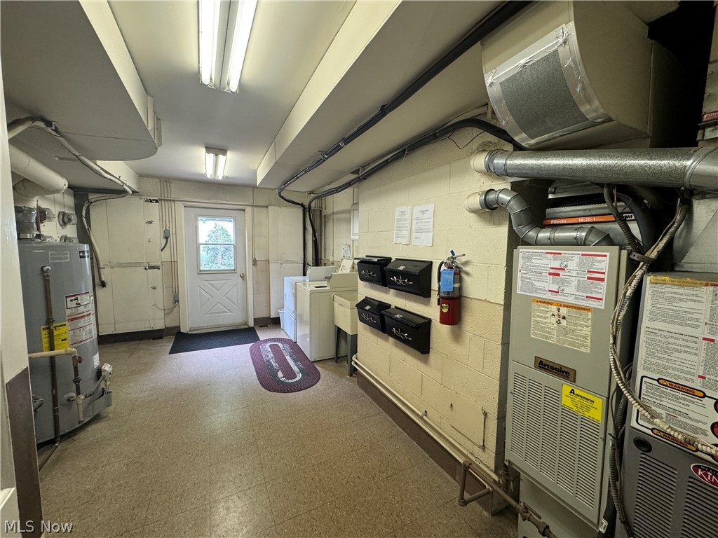 Hollycroft Condo - Residential