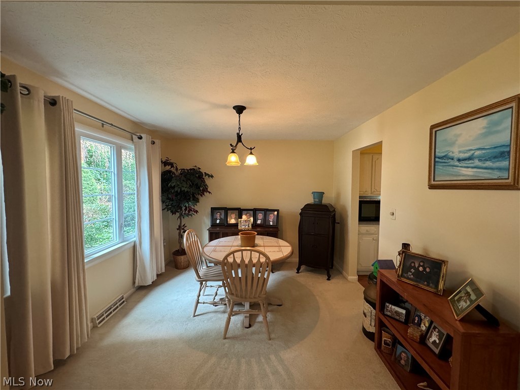 Hollycroft Condo - Residential