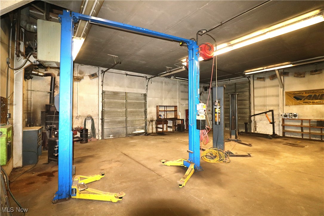 Section 4 City/Norwalk - Commercial Sale