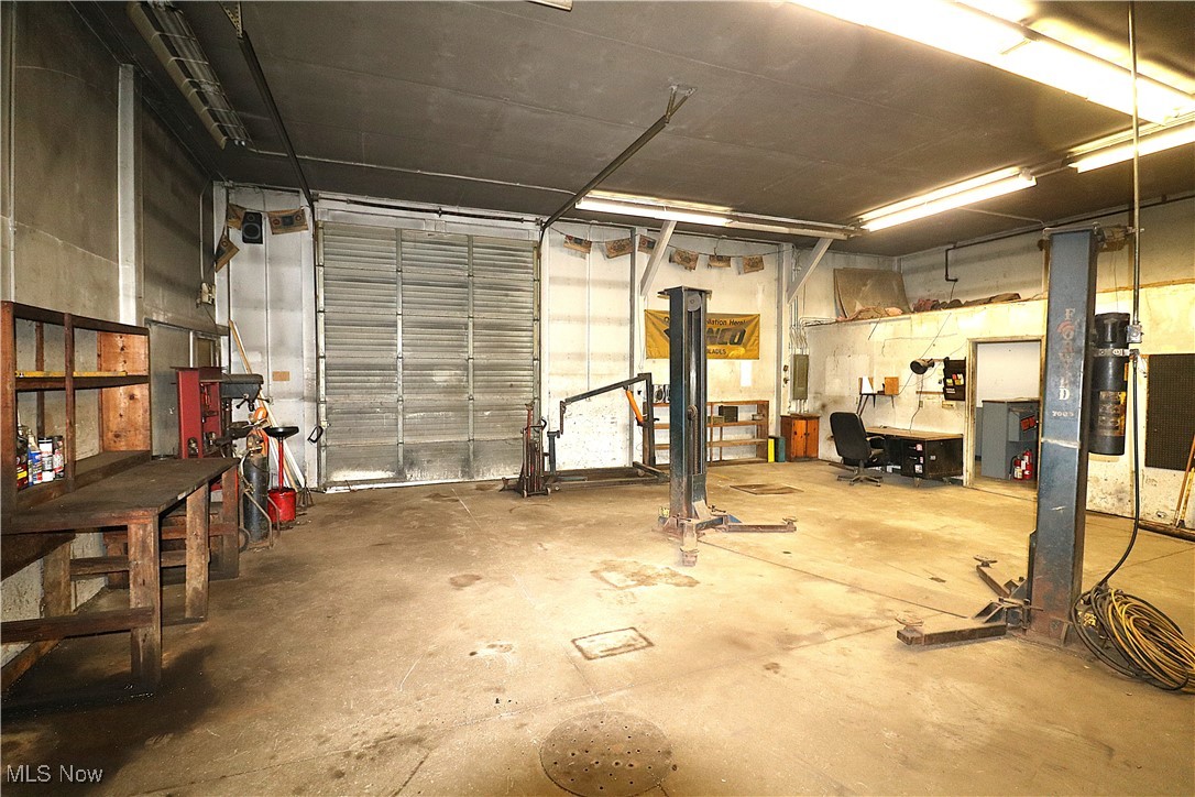 Section 4 City/Norwalk - Commercial Sale