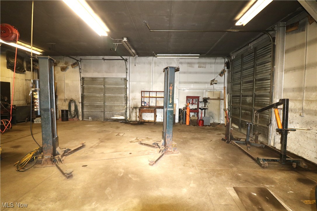 Section 4 City/Norwalk - Commercial Sale