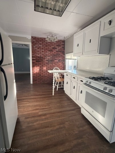 Village/Wilmot - Residential Lease