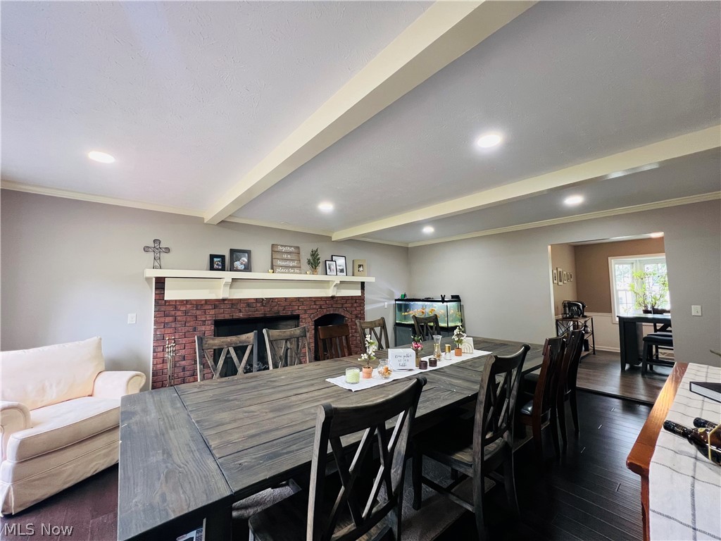 Hunting Mdws 12 - Residential