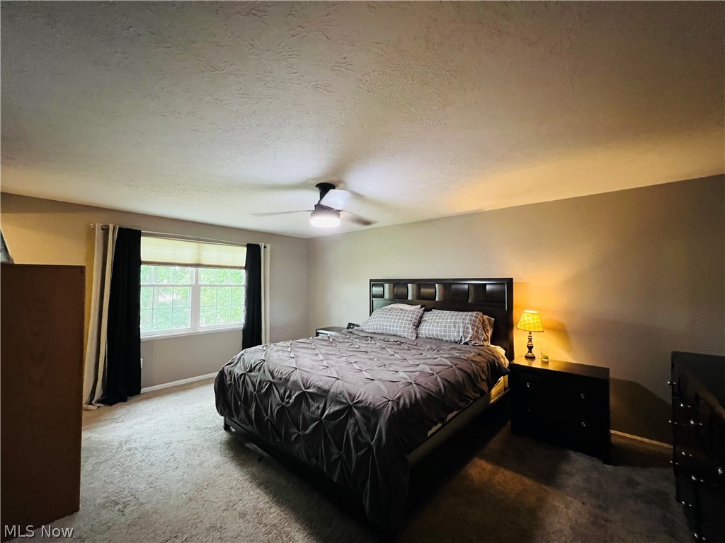 Hunting Mdws 12 - Residential