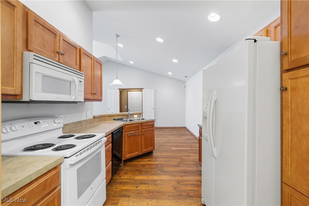 2572 Barnstone Avenue, Canton, Ohio image 14