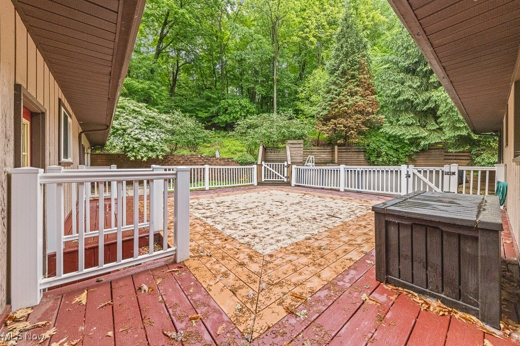 153 Cheyenne Trail, Malvern, Ohio image 34