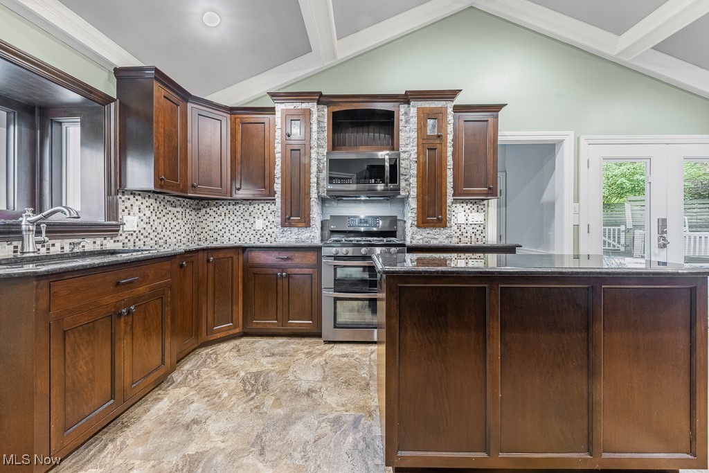 153 Cheyenne Trail, Malvern, Ohio image 8