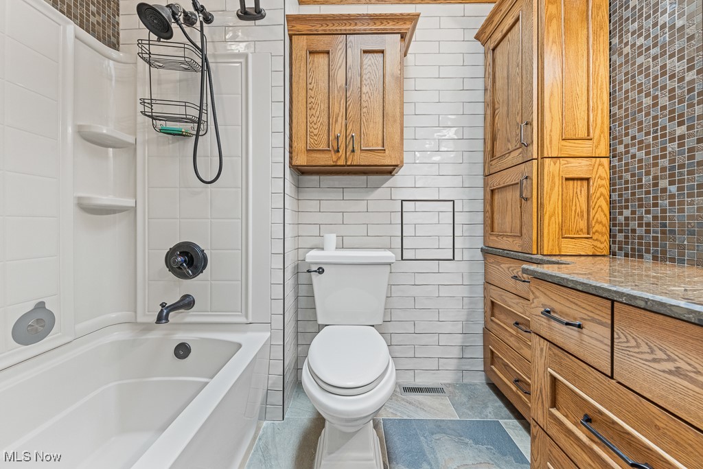 153 Cheyenne Trail, Malvern, Ohio image 20