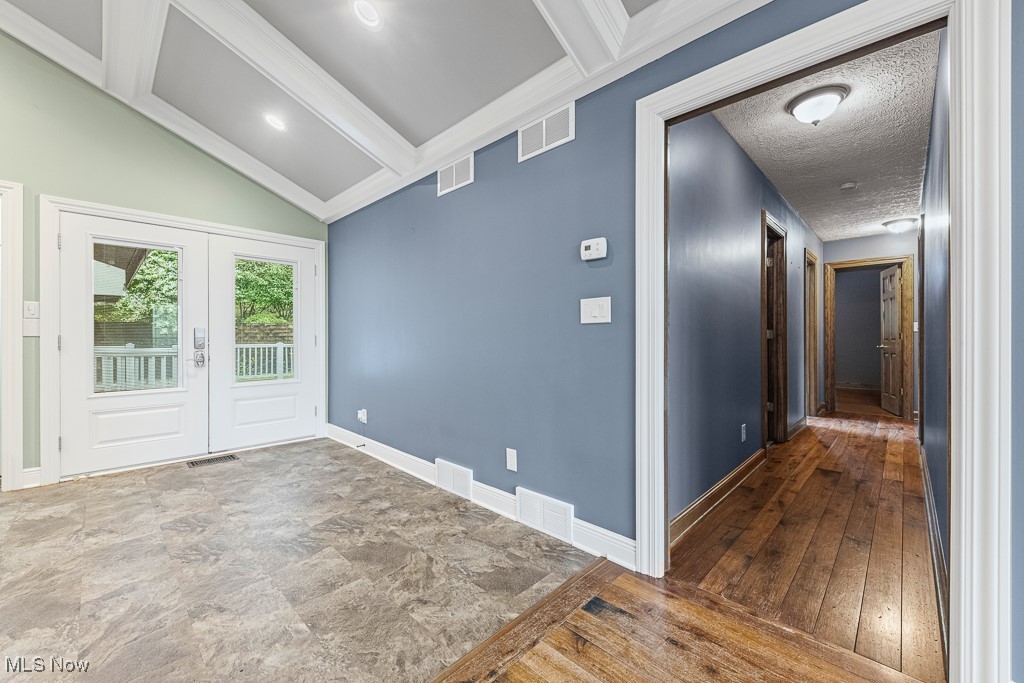 153 Cheyenne Trail, Malvern, Ohio image 10