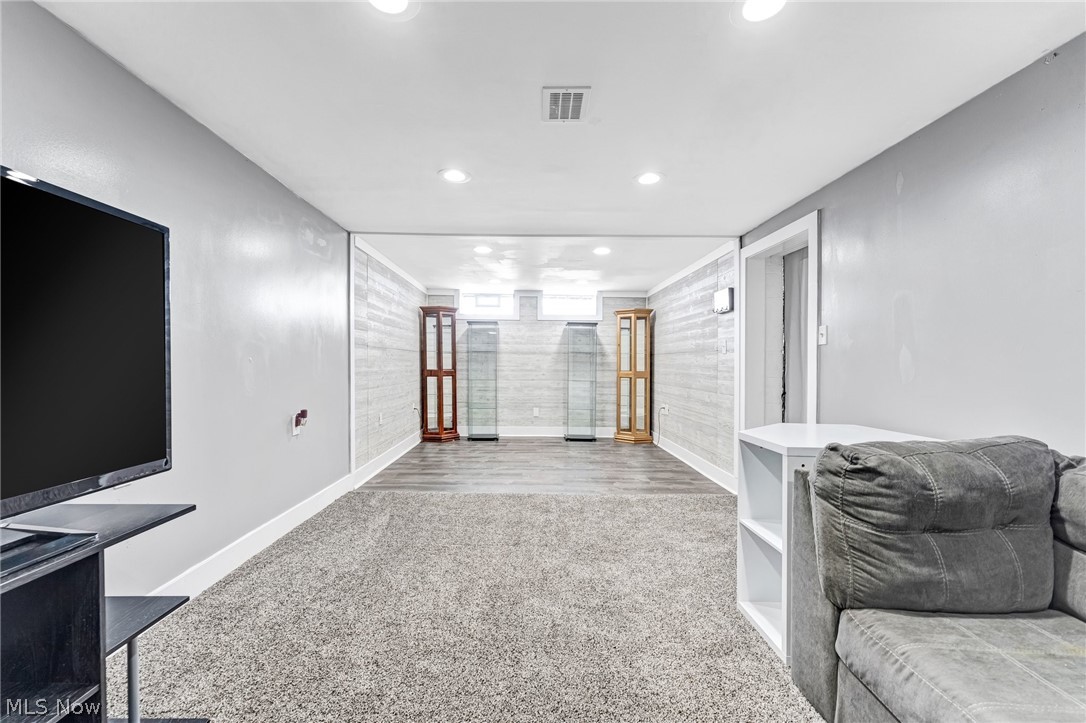 State-Brook - Residential