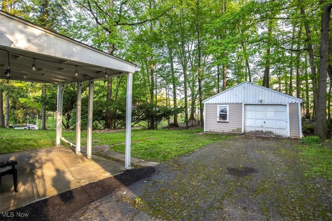 6401 W Ridgewood Drive, Parma, Ohio image 14