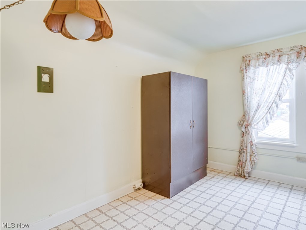 East Barberton - Residential Income