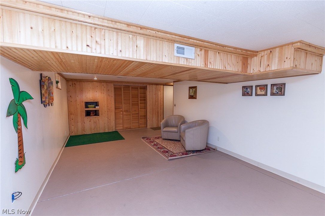 Crystal Creek - Residential Lease