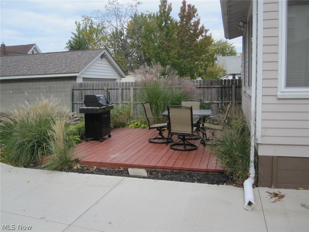 Matthews & Gilbert 03 - Residential