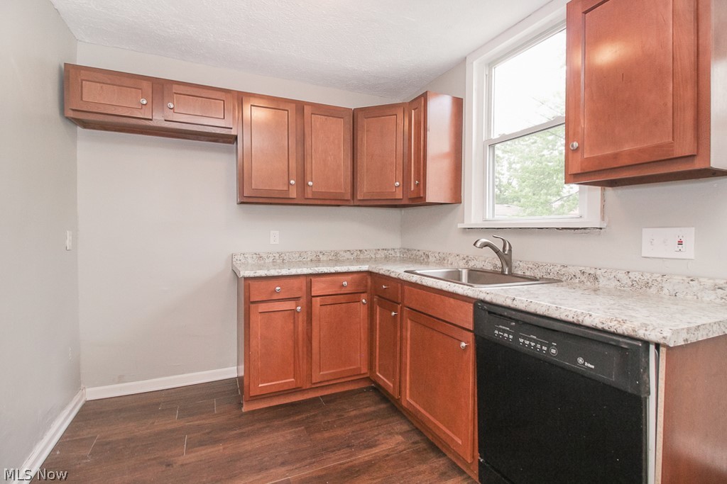 Shaker Lee - Residential Lease