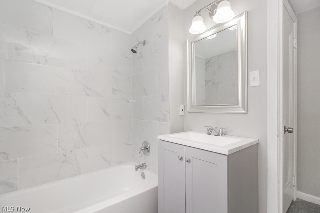 Shaker Lee - Residential Lease