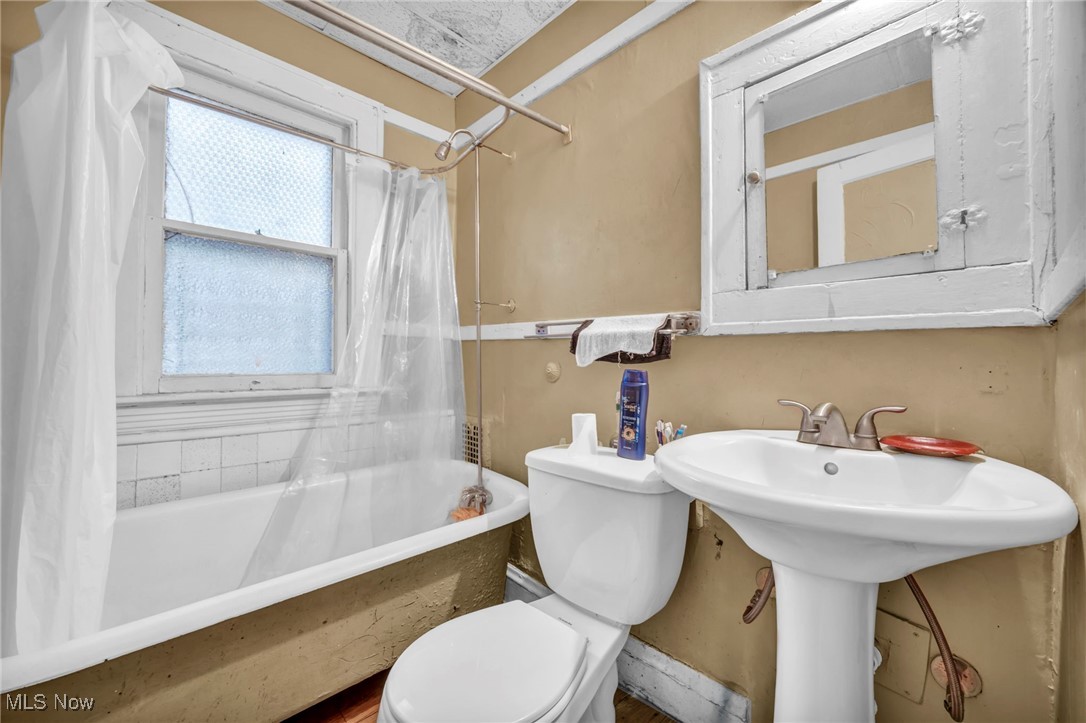 Wolfe-Sill Realty Companys Street - Residential Income