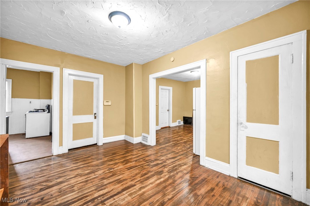 Wolfe-Sill Realty Companys Street - Residential Income