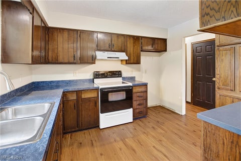 Tiny photo for 448 Fernwood Avenue, Wadsworth, OH 44281 (MLS # 5255647)