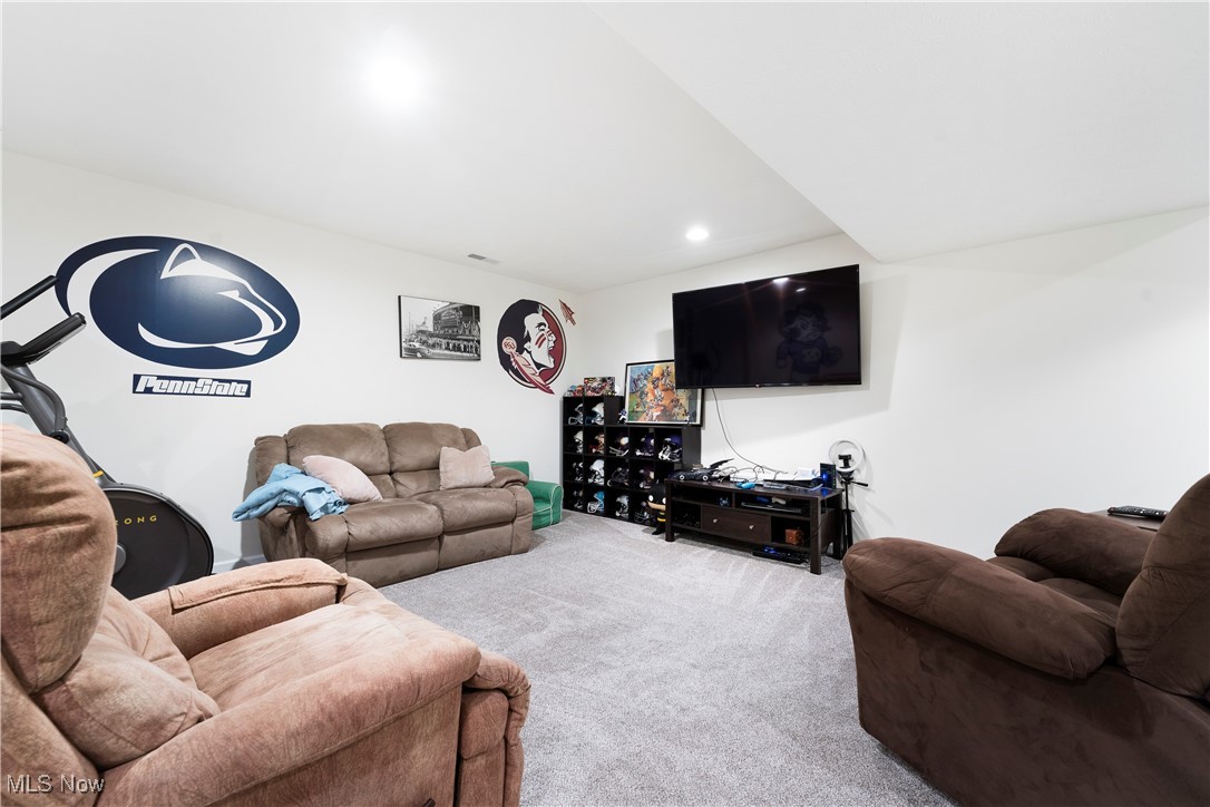 1235 Winter Fern Avenue, Springfield, Ohio image 30