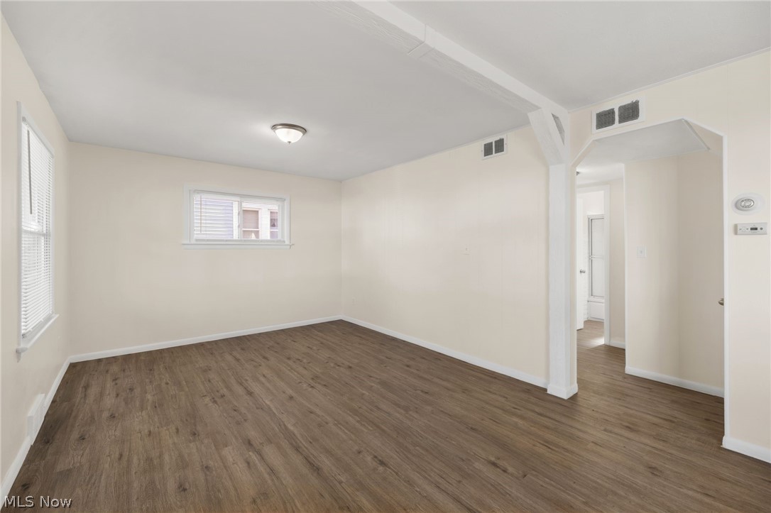 11829 Longmead Avenue