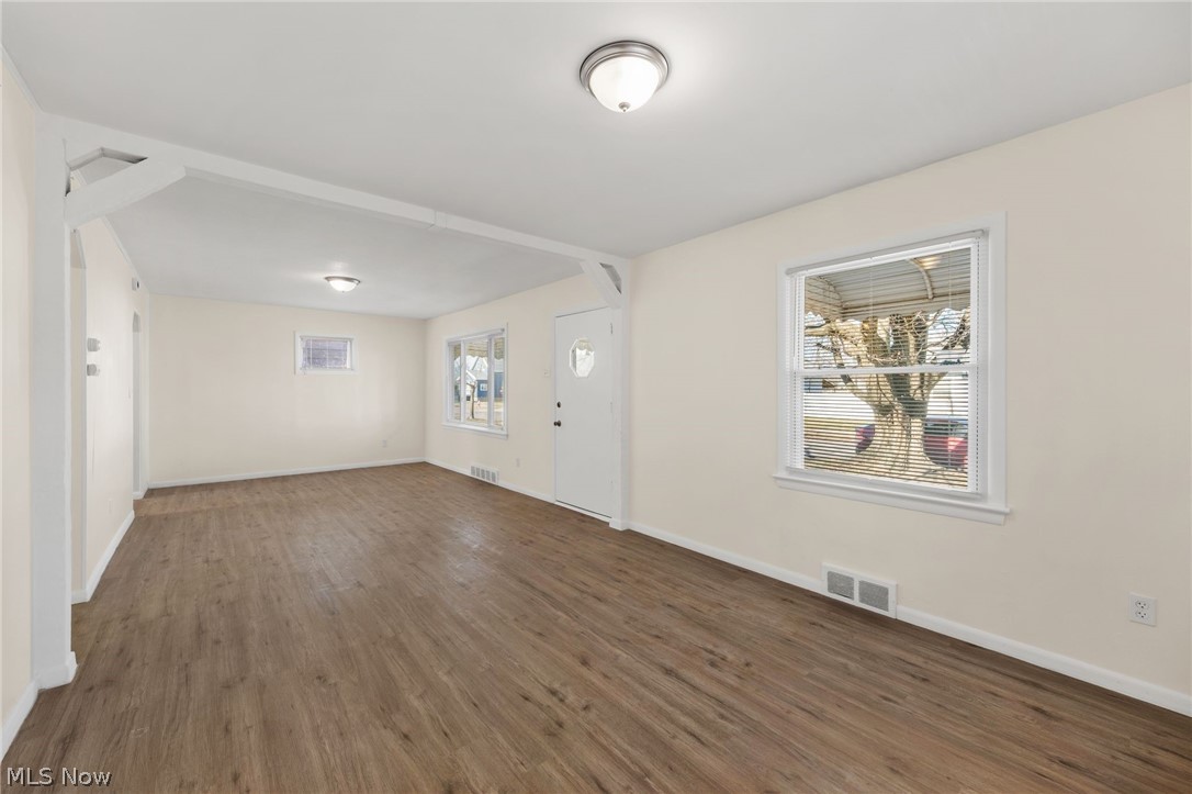 11829 Longmead Avenue