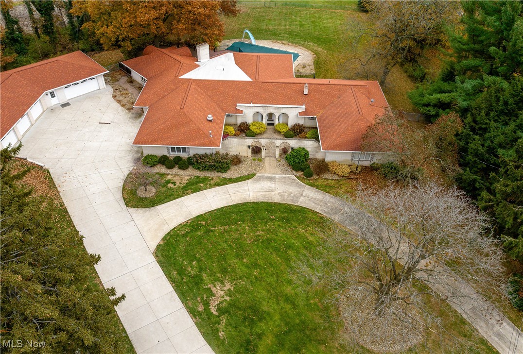 940 Knollwood Road NW