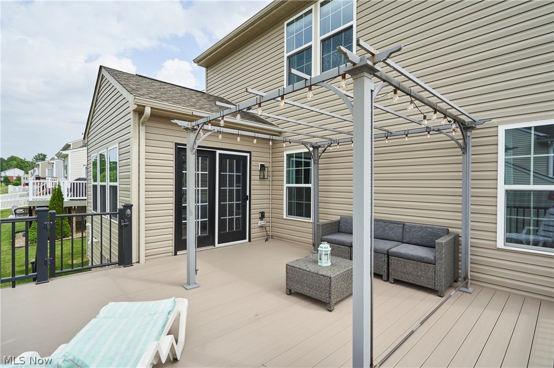 Easton Creek Condo - Residential