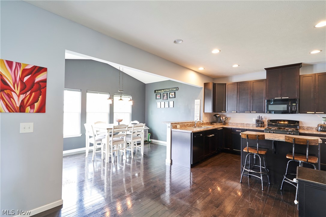 Easton Creek Condo - Residential