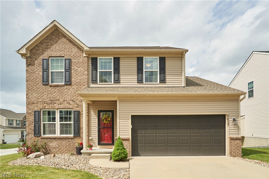 Easton Creek Condo - Residential