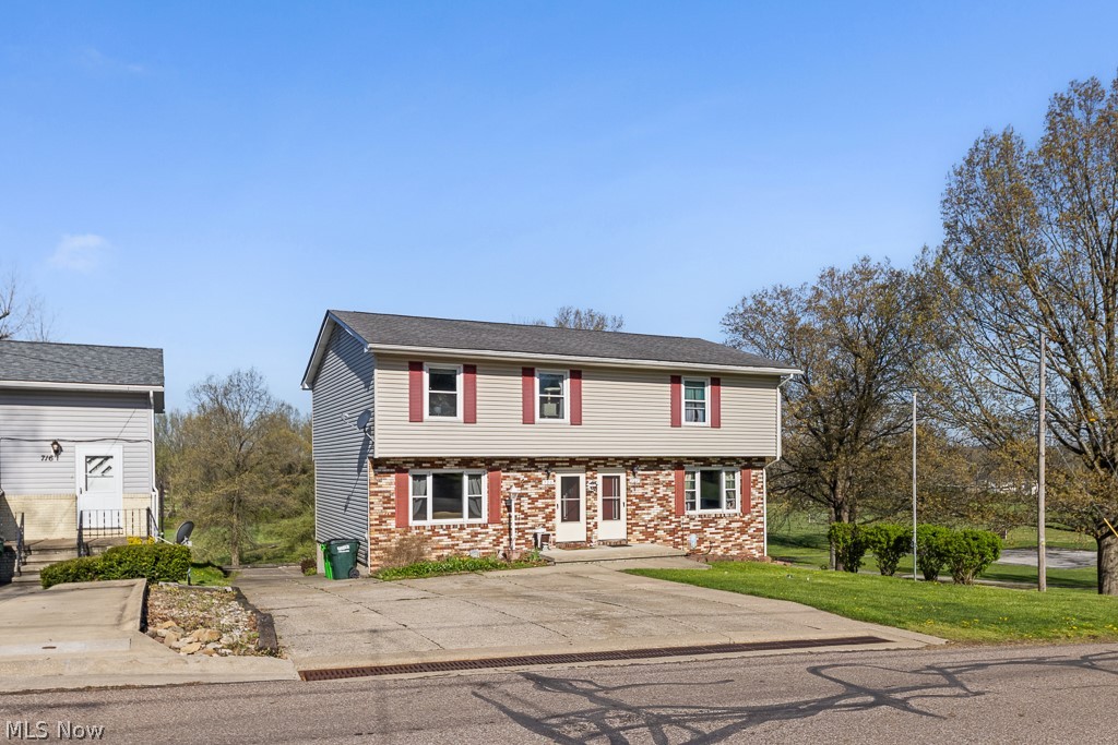 West Newton Ave Allotment - Residential Income
